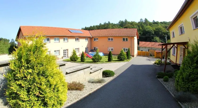 Černý Kocour Apart hotel - Image 1