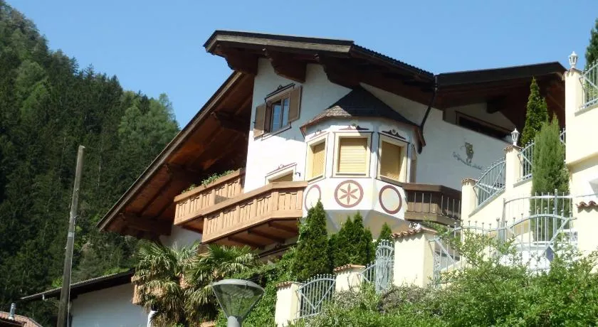 Hotel Gurschler - Image 1