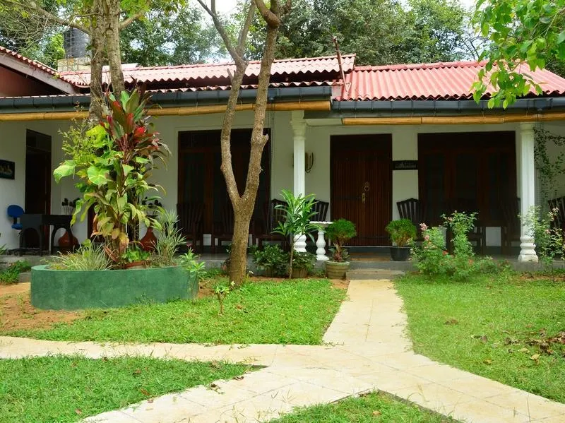 Bangalawa Resort - Image 1