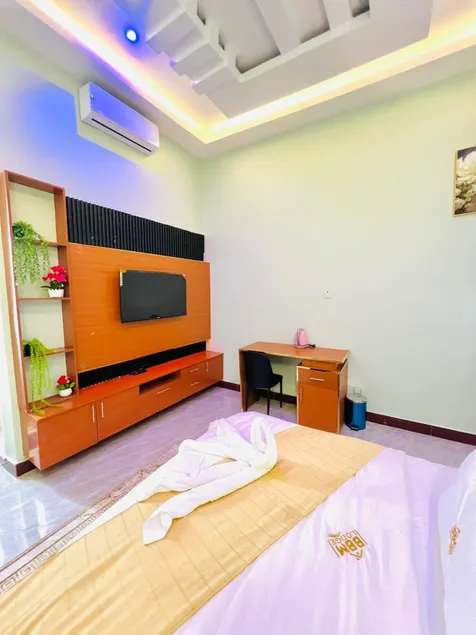 BBM Executive Lodge - Image 1