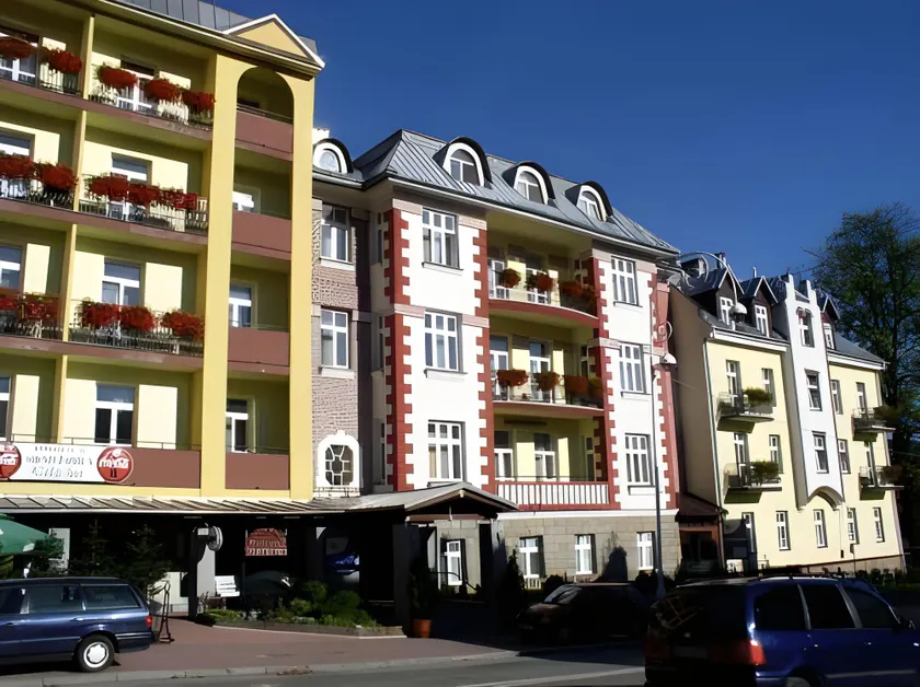 Hotel *** NAT Krynica Zdrój - Image 1