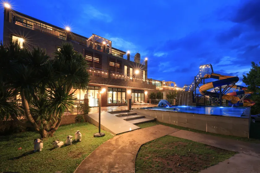 Phu Plearn Ta Pool Villas Khaoyai บ้านหลังใหญ่ - Image 1