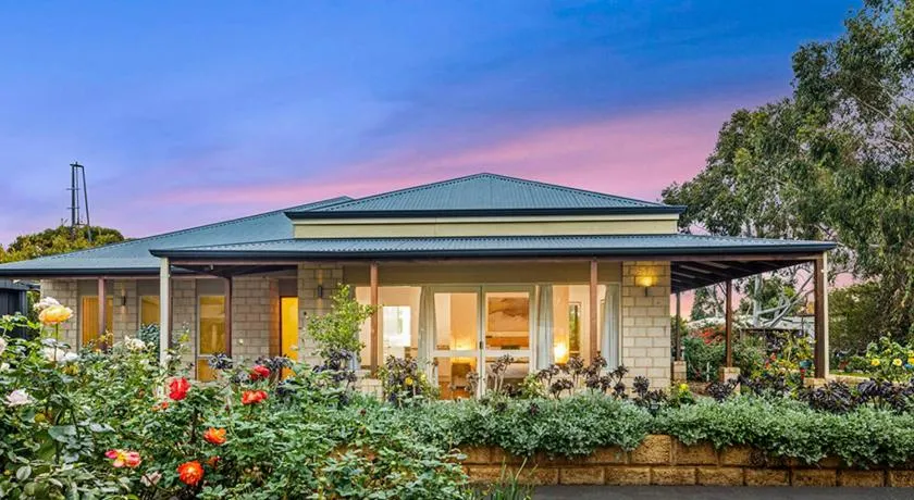 Northam Holiday Park - Image 1