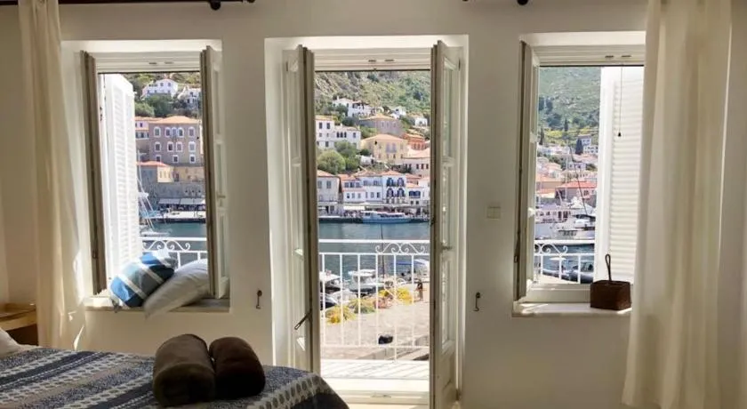 Hydra's View - Image 1