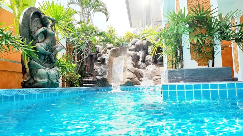 JOOPLAND Luxury Pool Villa Pattaya Walking Street - Image 1