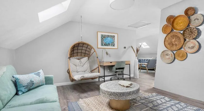 The Return to Water - Sleeps 6 - Newly Renovated - Image 1