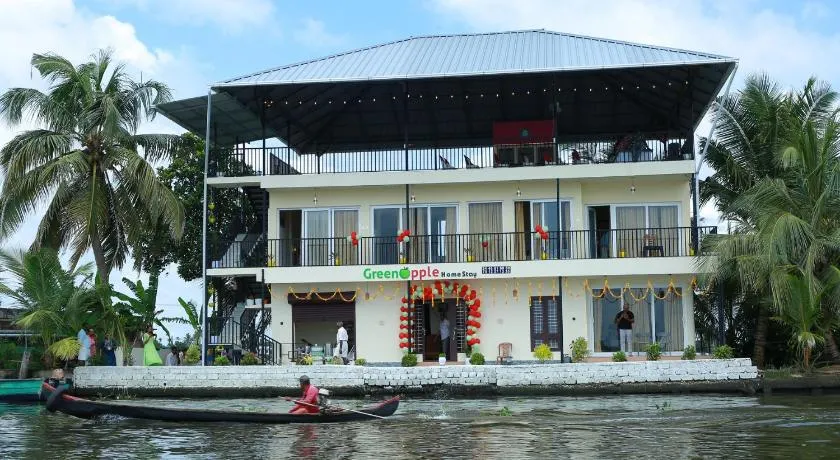 Green Apple Home Stay - Image 1