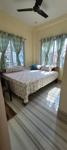 Gour Gadadhar Guest House - Image 1