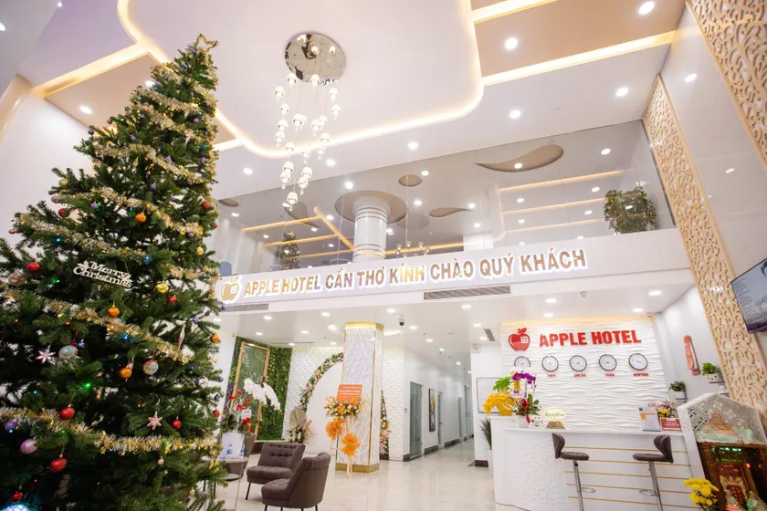 Apple Hotel - Image 1