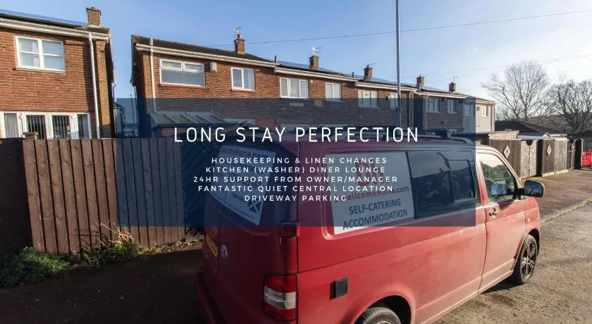 Free Parking 3 Double Bedroom Sunderland House 10 mins drive to Nissan Ideal for Long Term Contractor etc Stays - see our Dwellcome Home Ltd site for assurance - Image 1