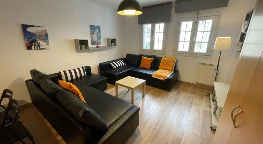 Loft Arttyfal con parcheggio e WiFi nel cuore di Sierranevada - Image 1