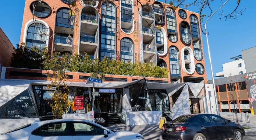 2 Bedroom 2 bath 1 Car on Lonsdale Street - Image 1