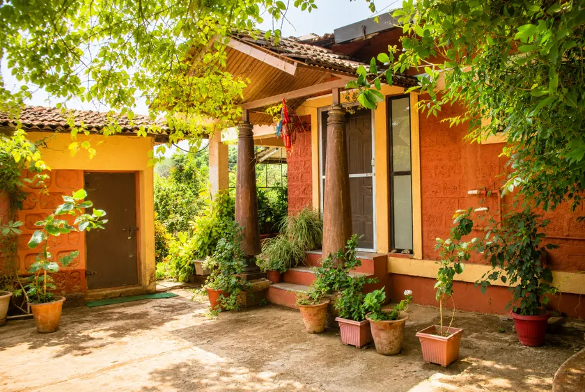 Shantidarshan 1BR- Peaceful | Amboli by homeyhuts - Image 1