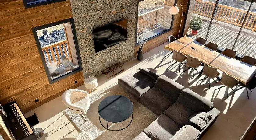 Chalet 1480 - Image 1