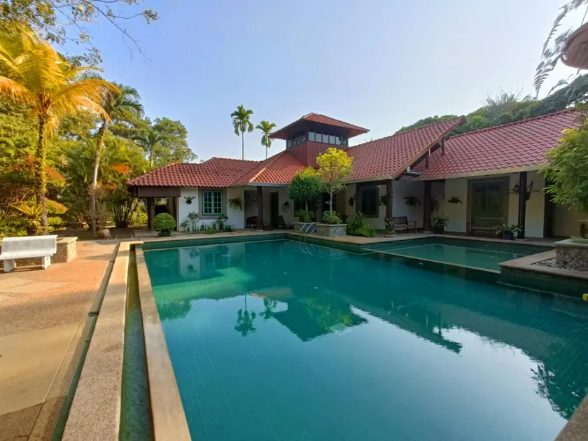 Golden Snapper Guest House - Image 1