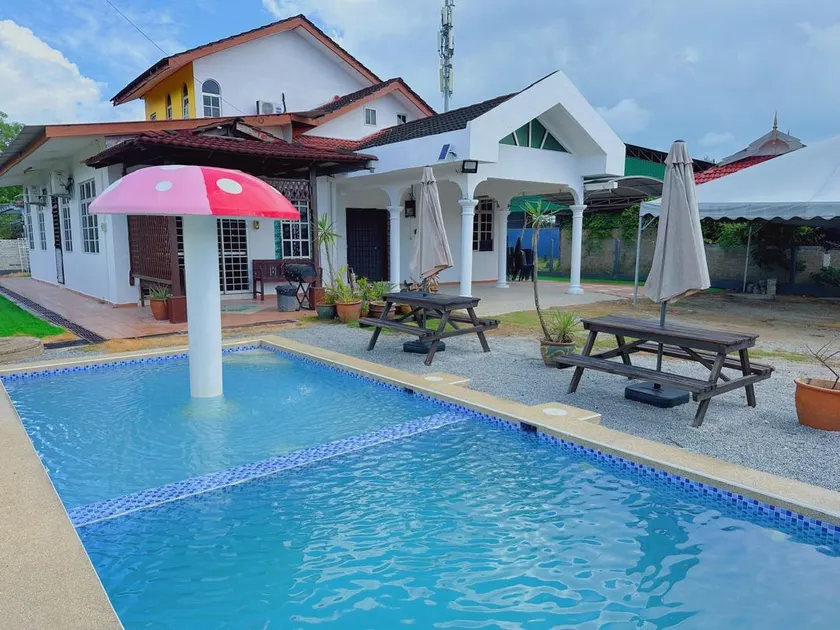 Homestay Dahlia - Seberang Takir - Image 1