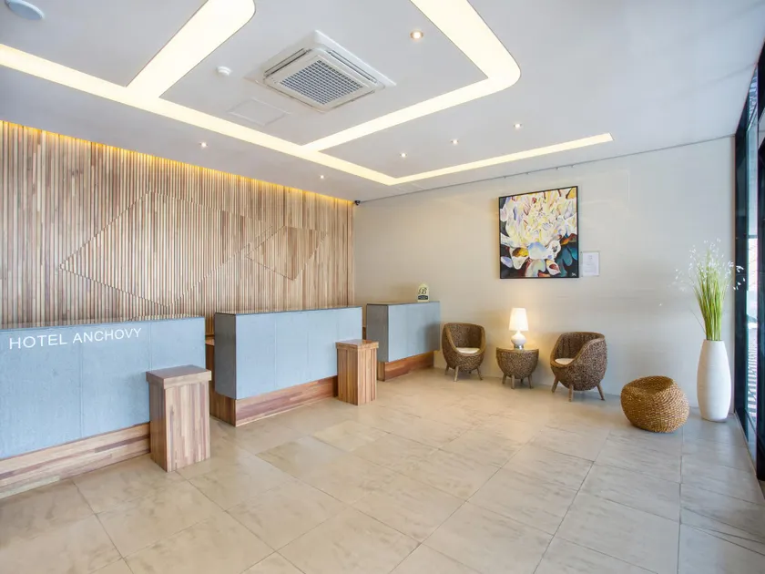 Tongyeong Anchovy Tourist Hotel - Image 1
