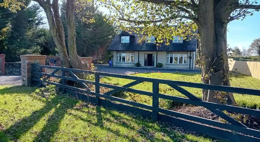 White Quarry House - Image 1
