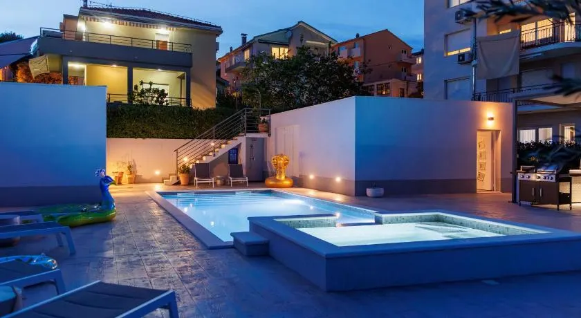 Fantastic house - Image 1