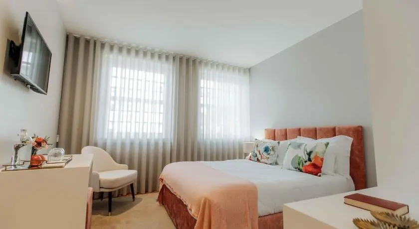 Trovador Guest House - Image 1