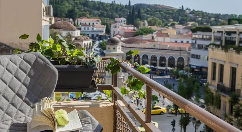 Royalty Hotel Athens - Image 1