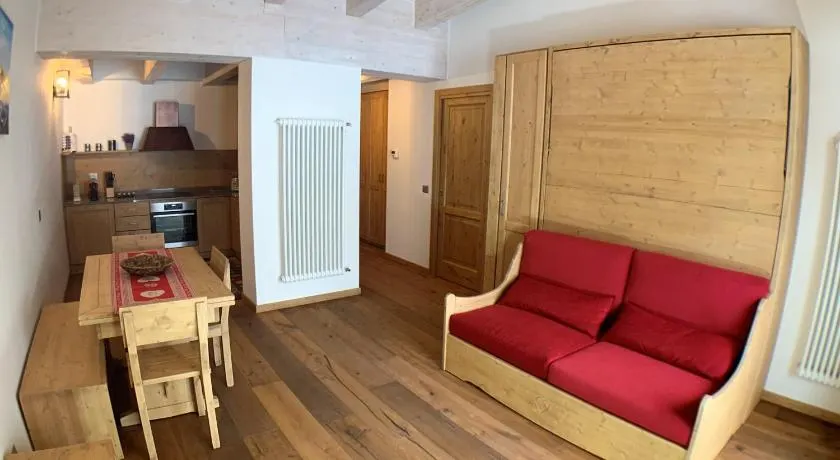 ILIA House - Image 1