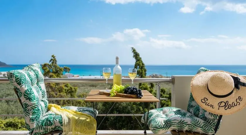 Remvi house. Sea and mountains view. - Image 1
