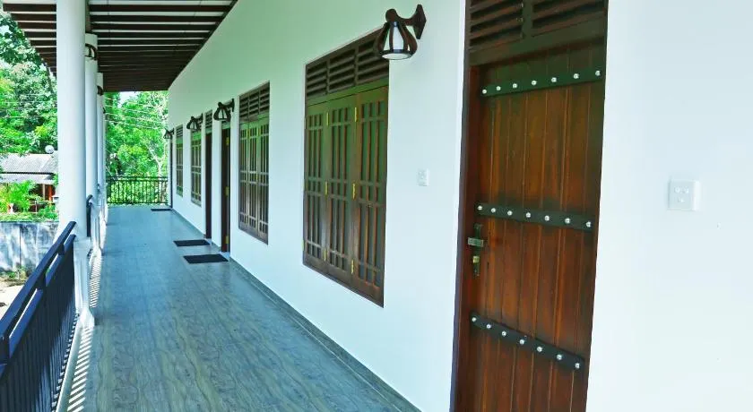 Emerald Guest House - Image 1