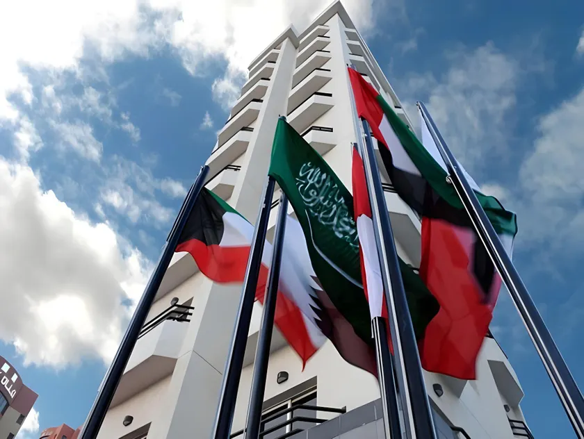 Salmiya Casa Hotel - Image 1
