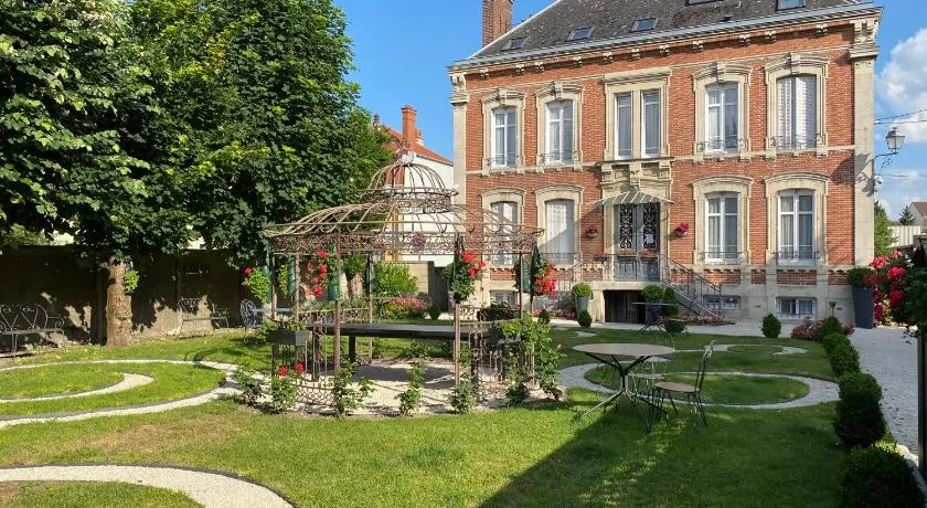 La Demeure De Charme - Image 1