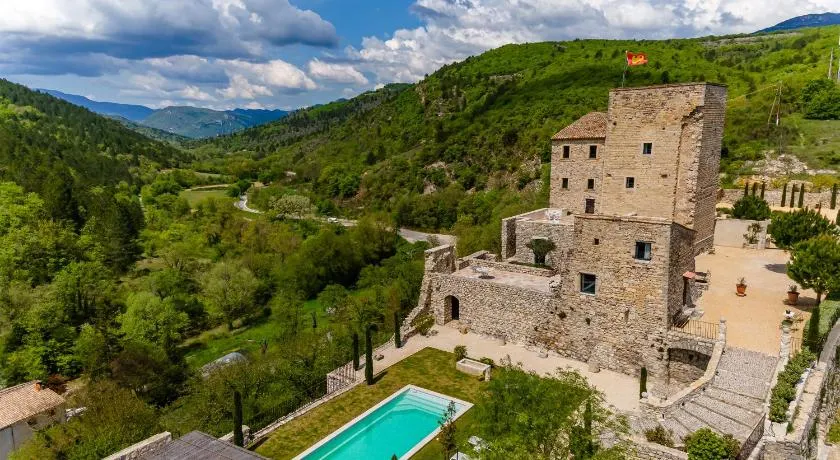 Chateau de Sainte Jalle - Image 1