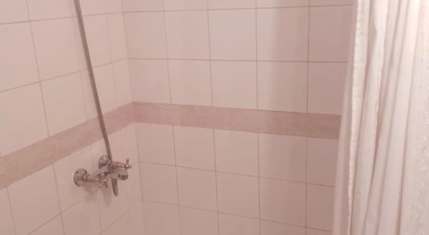 Departamento cerca de todo - Image 1