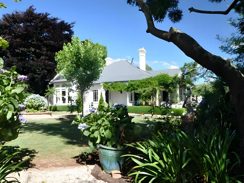Willowlodge - Image 1