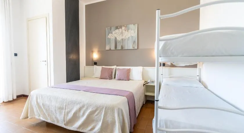 HOTEL CONTI - Image 1