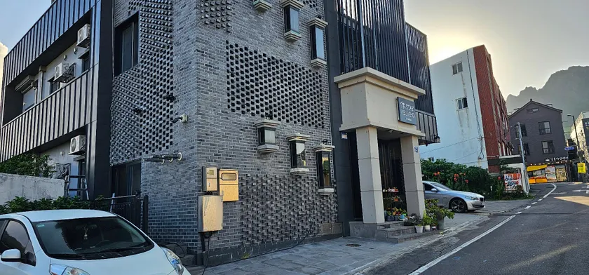 Hotel HueStay-KeumHo - Image 1
