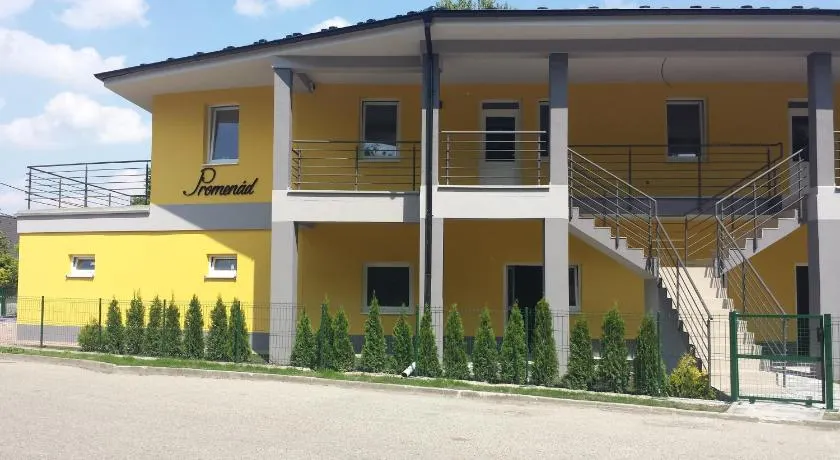 Promenád apartmány - Image 1