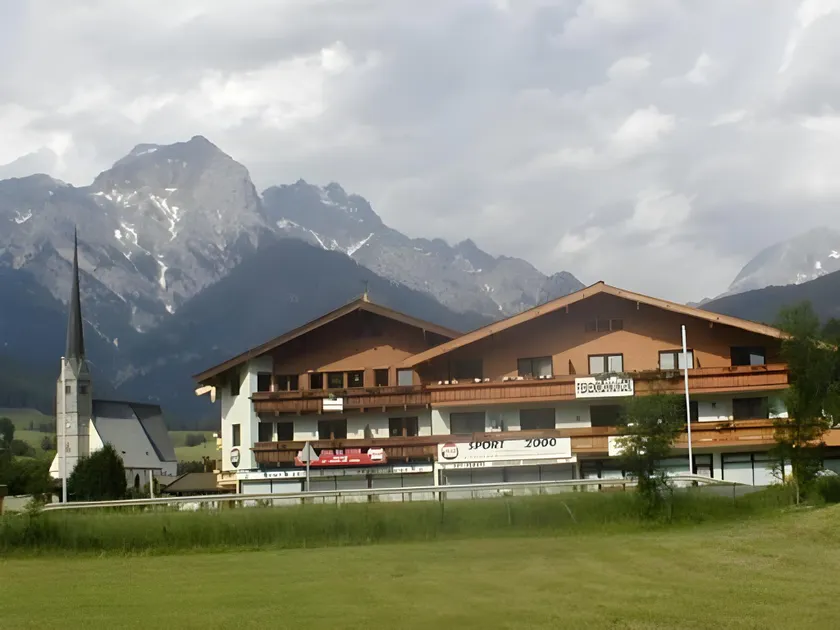 Alpin Apartments - Image 1