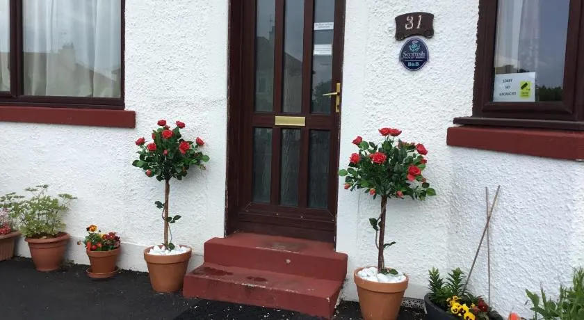 Ingleneuk Bed and Breakfast - Image 1