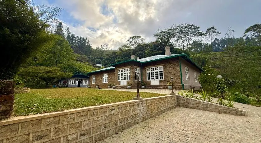 Watawala Tea Plantation Bungalow - Image 1