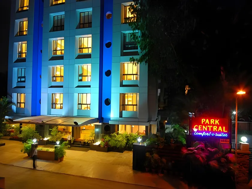 Hotel Park Central Koregaon Park - Image 1