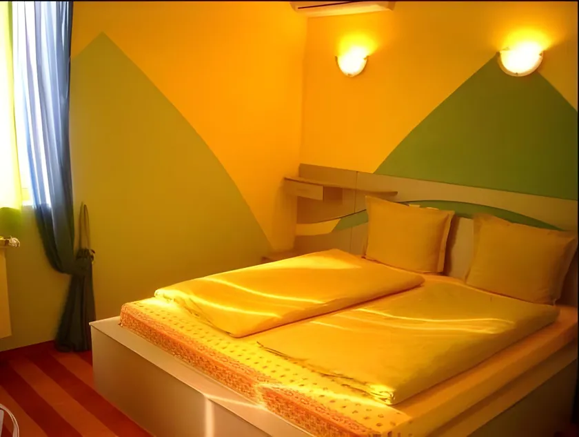 Hotel Color - Image 1