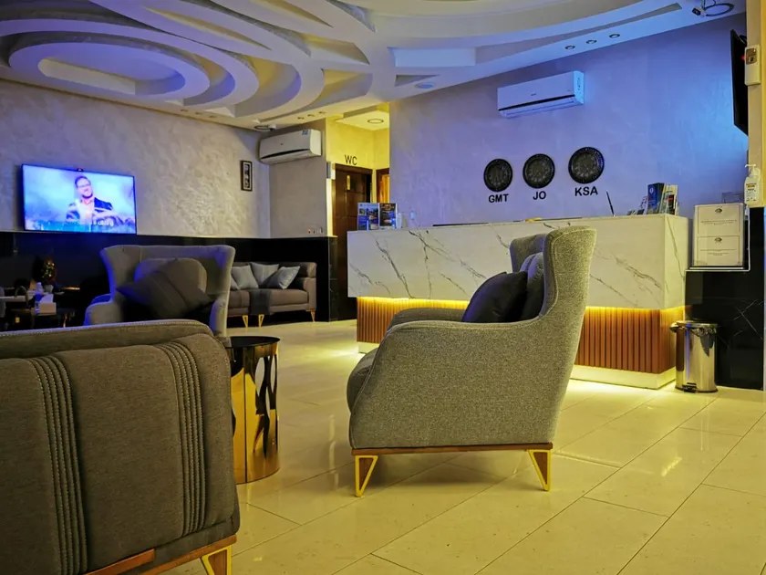 TAJ Hotel - Image 1