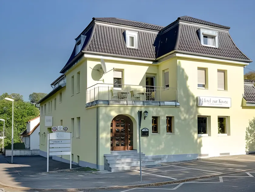 Garni-Hotel zur Krone - Image 1