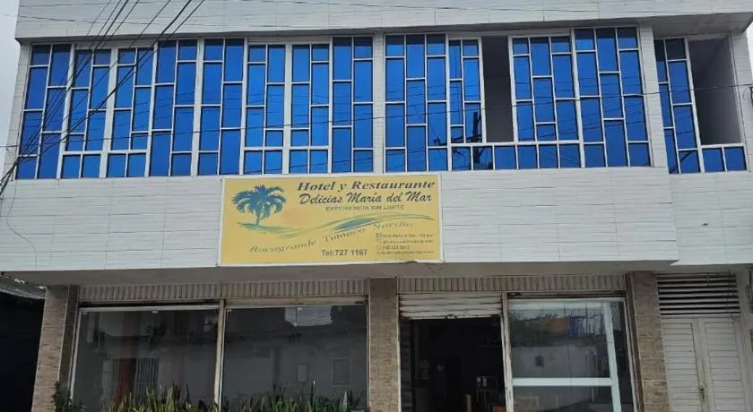 Hotel y Restaurante Delicias del Mar - Image 1