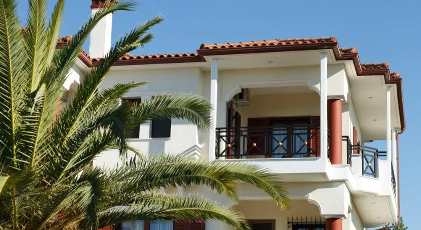 Villa Palmera 100m from the beach - Image 1