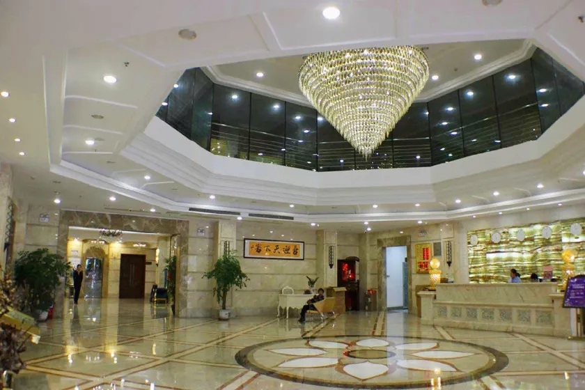zhuji Hotel - Image 1