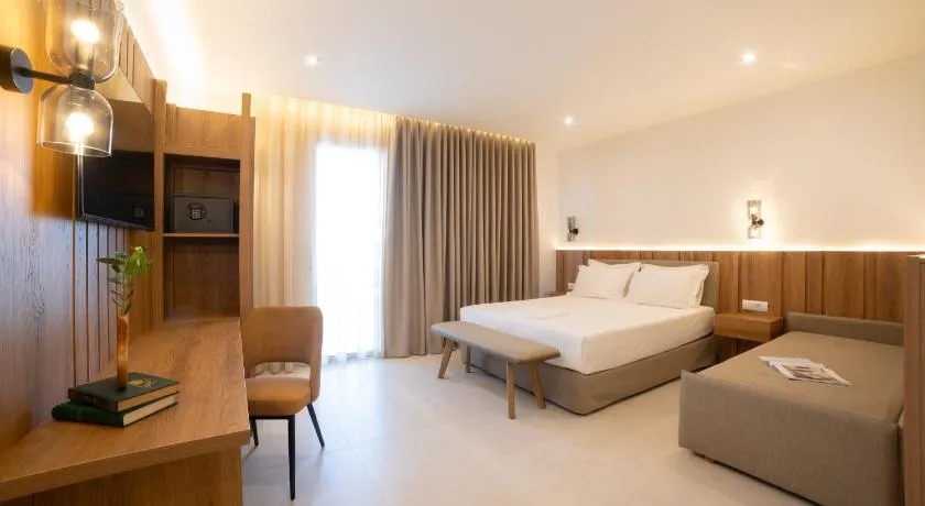 Sunrise SeaSide Suites - Image 1