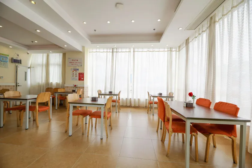 Homeinn Hotel (Ningbo Zhuangshi Vanke Plaza) - Image 1