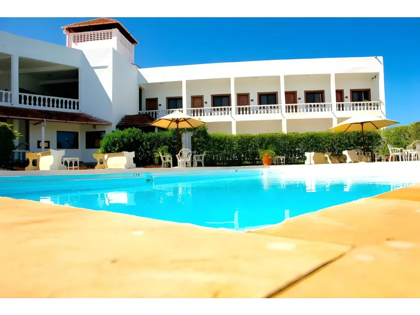 Galu Inn - Image 1