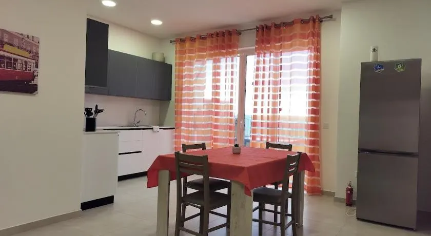 M'Scala cosy 2 bedroom penthouse - Image 1